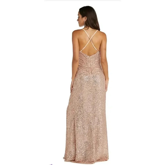 Morgan & Co Nina Sequin Gown sz 9 in Gold - Picture 3 of 12